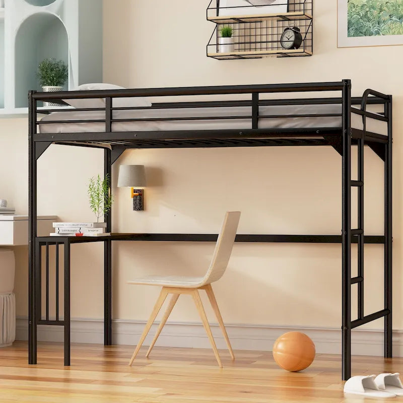 Lit mezzanine noir en métal avec bureau et barrières de sécurité